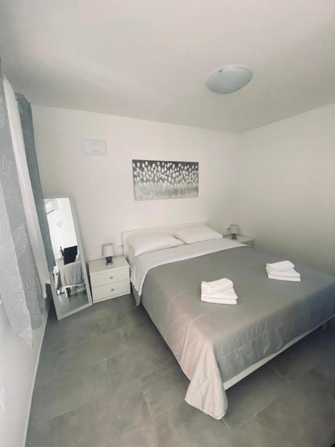 Apartmani Mila Starigrad Paklenica Ngoại thất bức ảnh