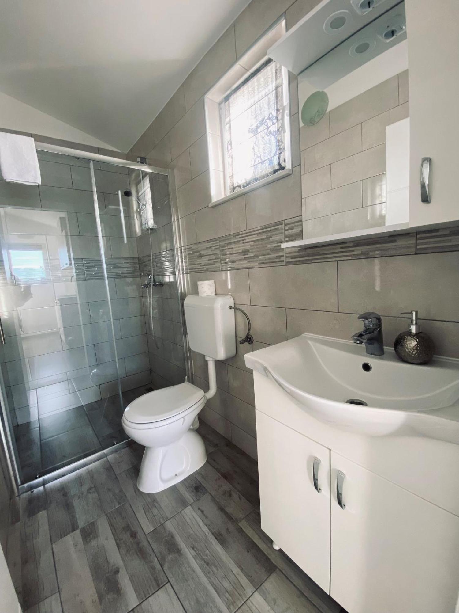 Apartmani Mila Starigrad Paklenica Ngoại thất bức ảnh