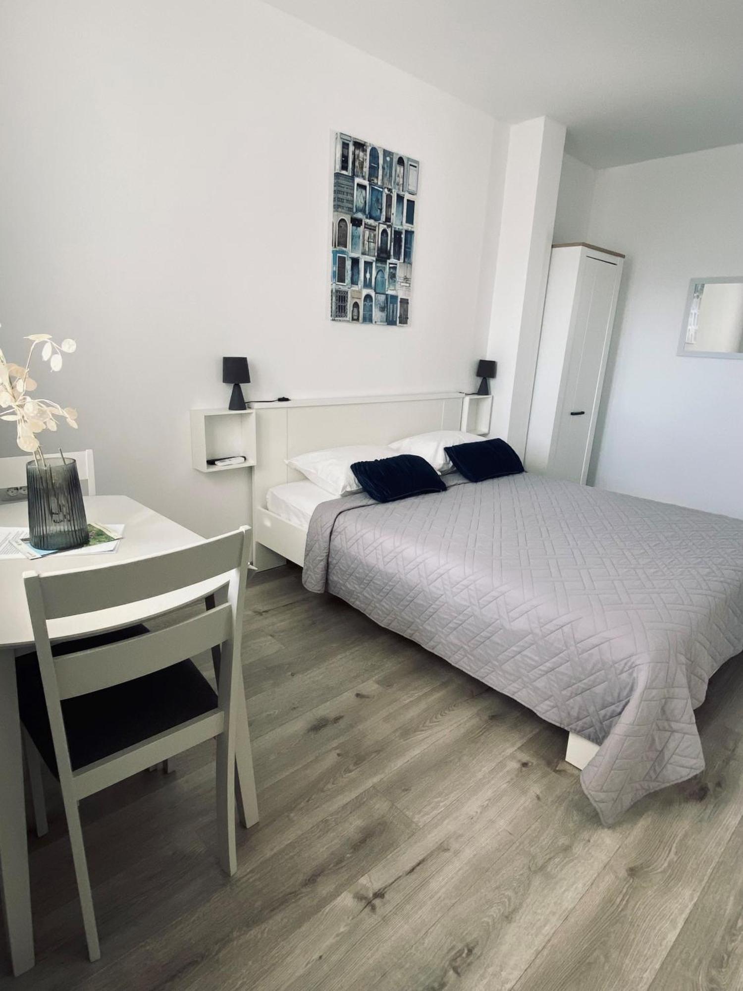 Apartmani Mila Starigrad Paklenica Ngoại thất bức ảnh