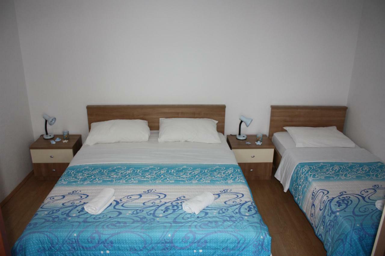 Apartmani Mila Starigrad Paklenica Ngoại thất bức ảnh